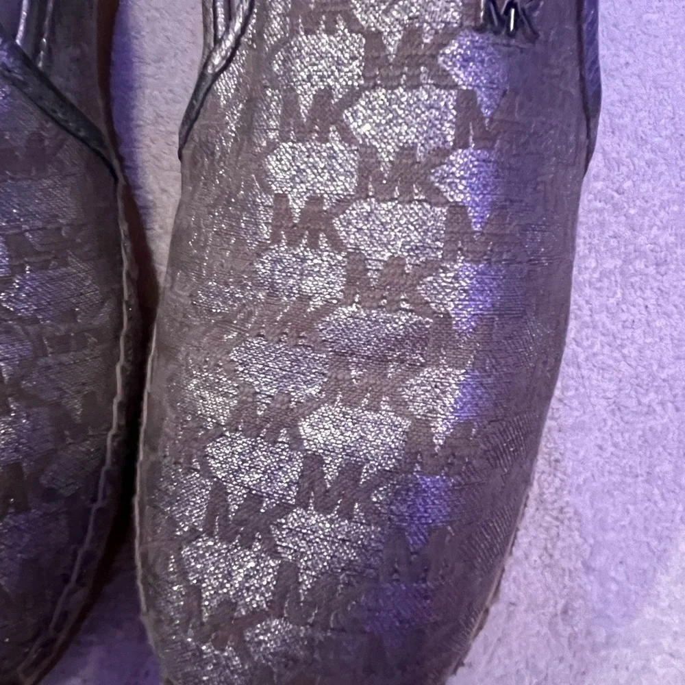 MICHAEL KORS~KENDRICK ESPADRILLES~11